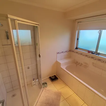 Ballarat 2 Bedroom Guest Suite - Cozy And Convenient, Vic Sebastopol Exterior photo