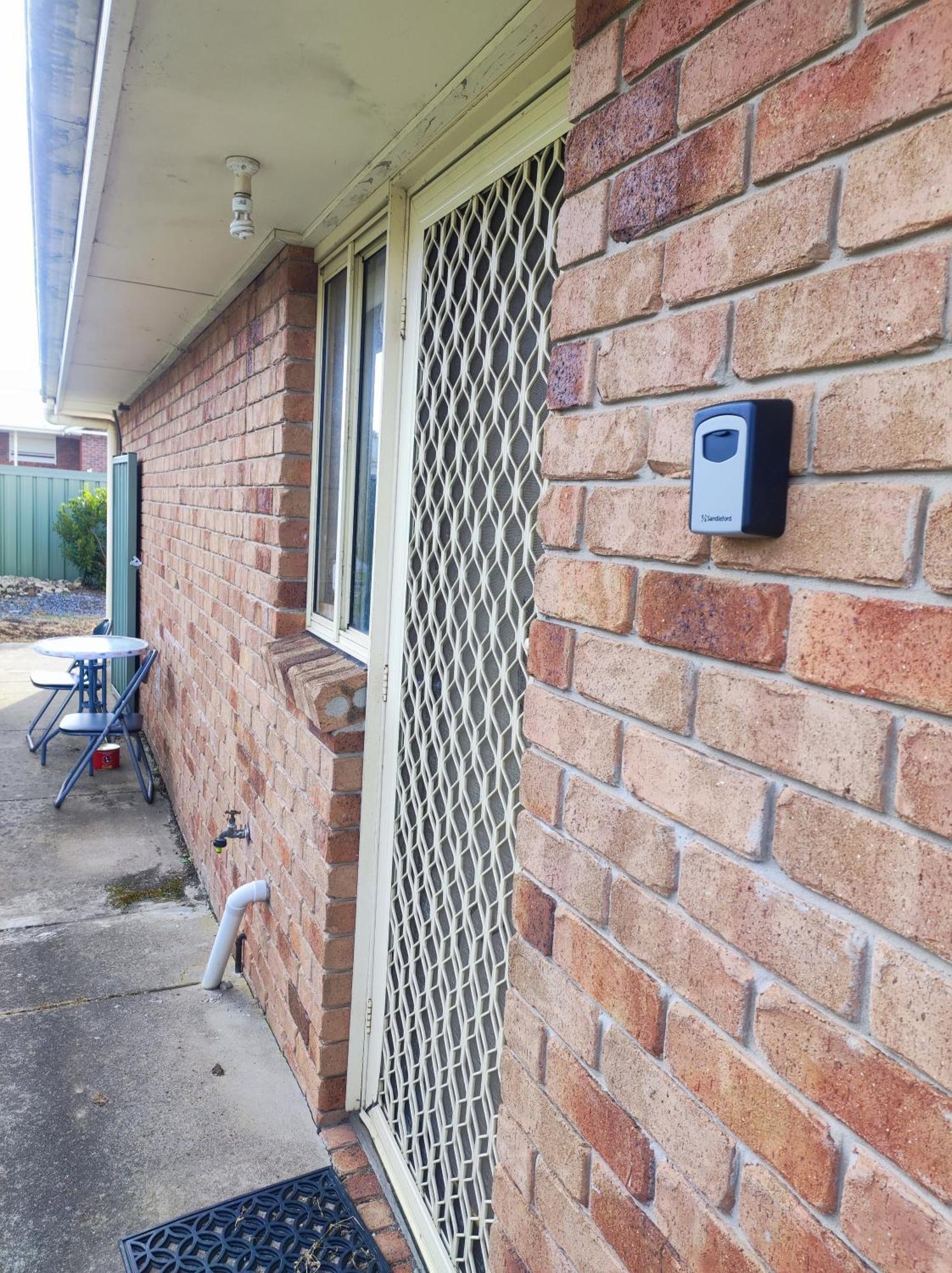 Ballarat 2 Bedroom Guest - Cozy And Convenient, Vic Holiday home *